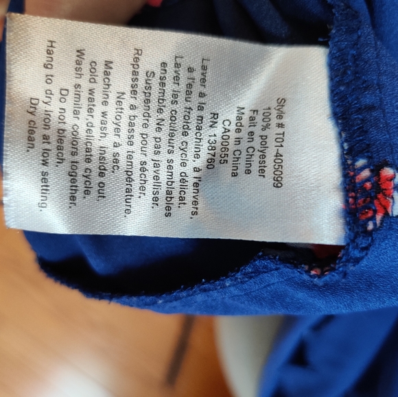 Thyme Maternity blouse - Picture 9 of 9